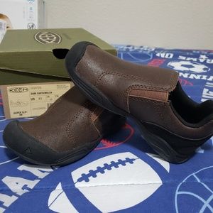 NWT KEEN Little Boys Shoes